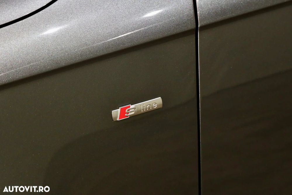 Audi A4 2.0 TDI DPF multitronic S line Sportpaket - 30