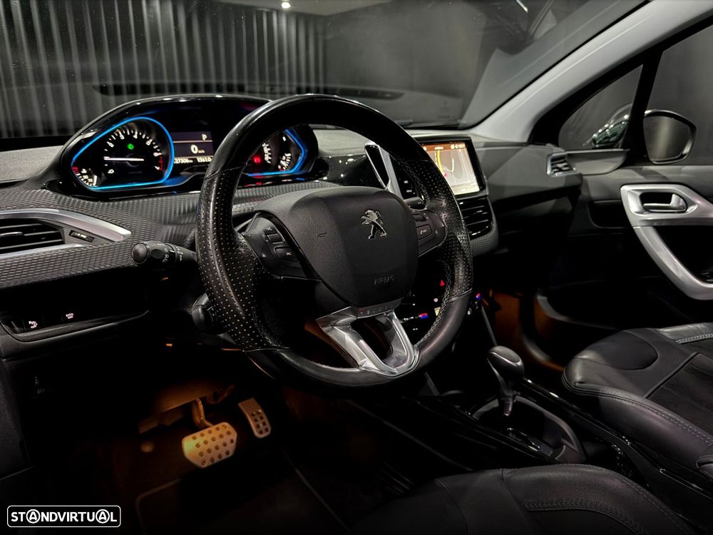 Peugeot 2008 1.2 PureTech Crossway EAT6 - 14
