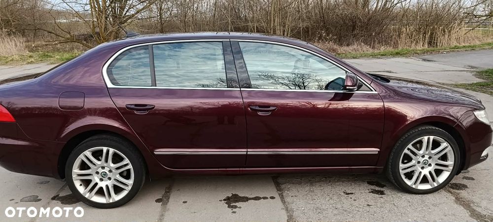 Skoda Superb 2.0 TDI DSG Elegance - 3