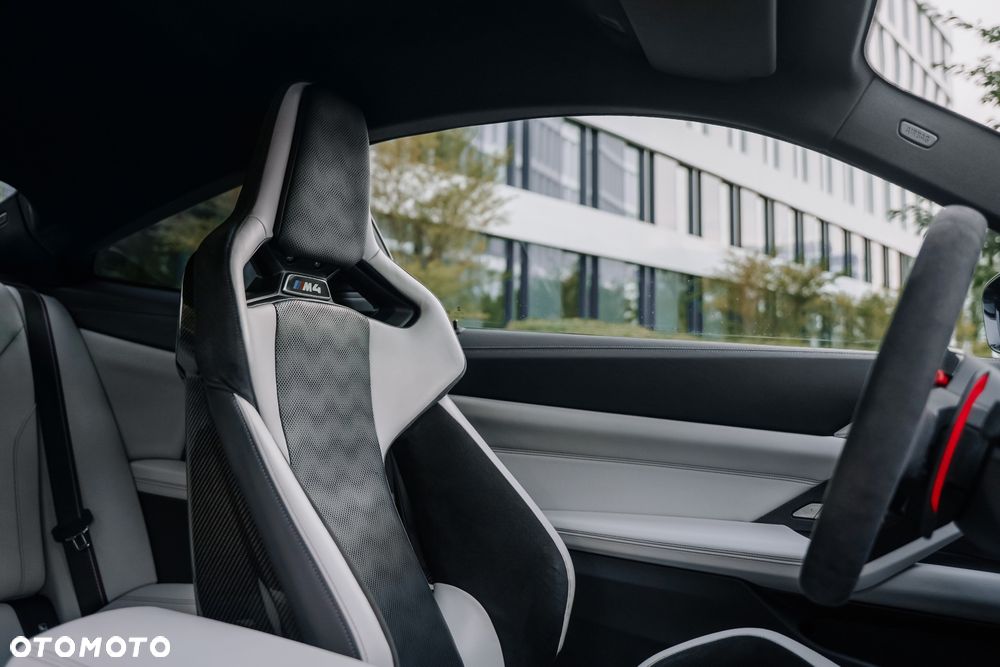 BMW M4 Competition M xDrive - 23