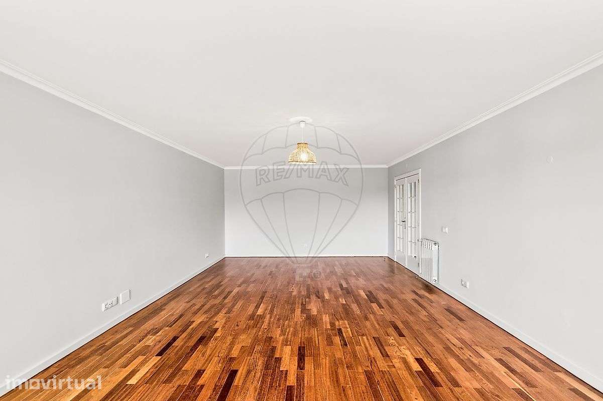 Apartamento T4 para arrendamento - Grande imagem: 3/23