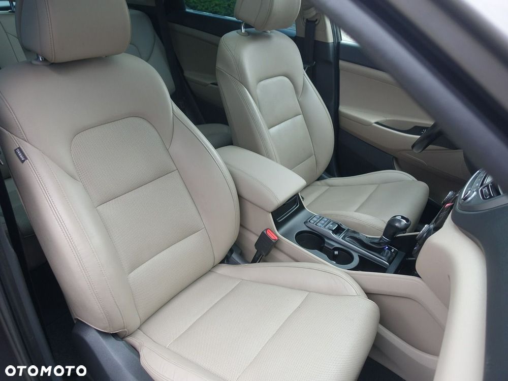 Hyundai Tucson 1.6 T-GDi Premium 4WD DCT - 16