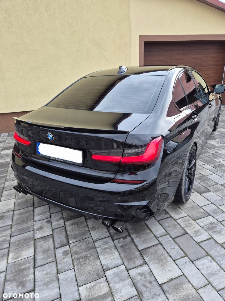 BMW 3 Series 2019 photo 5