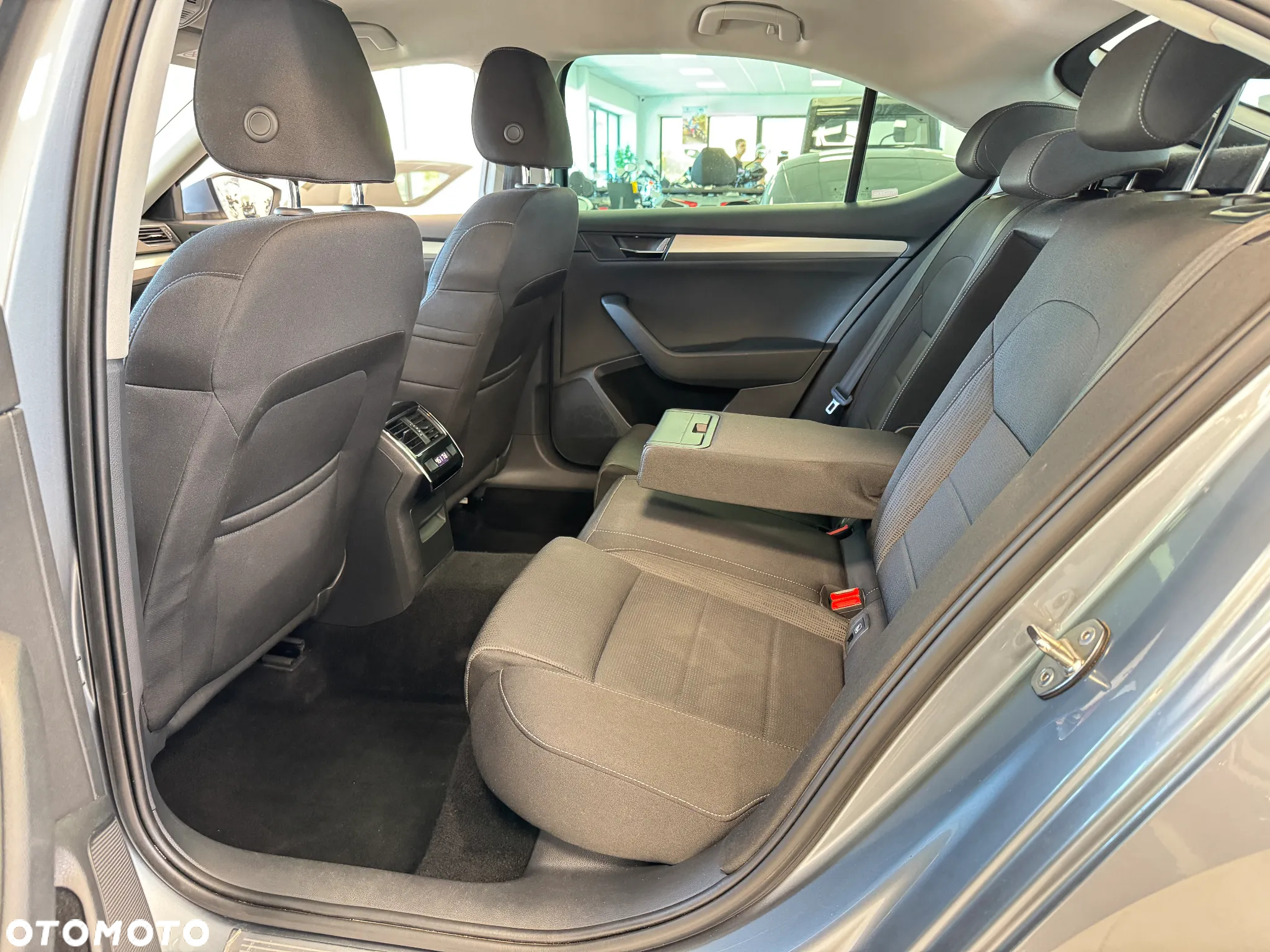 Skoda Superb 1.8 TSI Style - 9