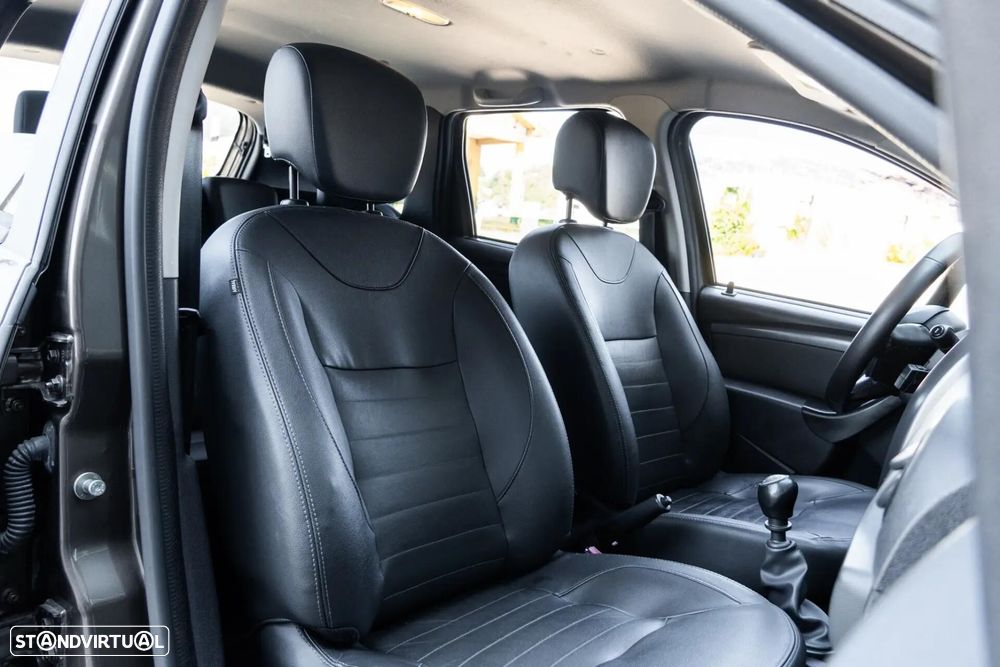 Dacia Duster 1.5 dCi SL Black Shadow - 36
