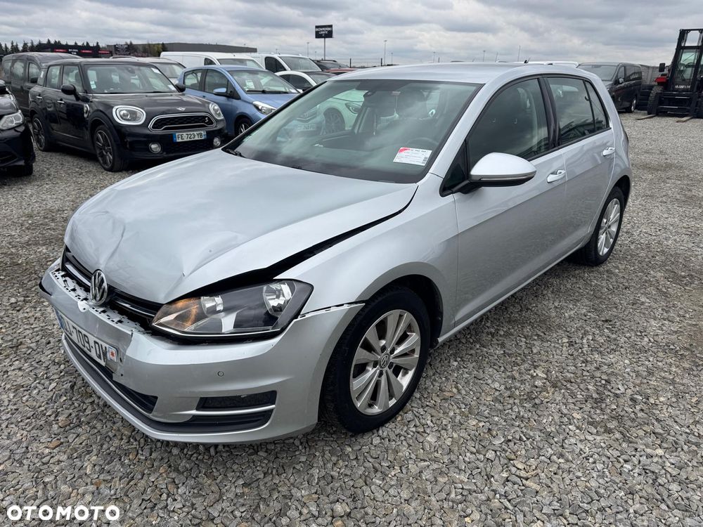 Volkswagen Golf 1.6 TDI DPF BlueMotion Technology DSG Comfortline - 2