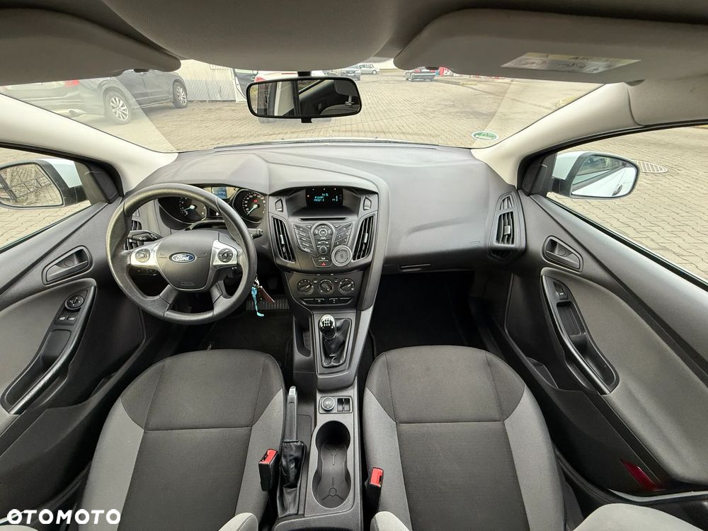 Ford Focus Turnier 1.0 EcoBoost Start-Stopp-System TREND - 4