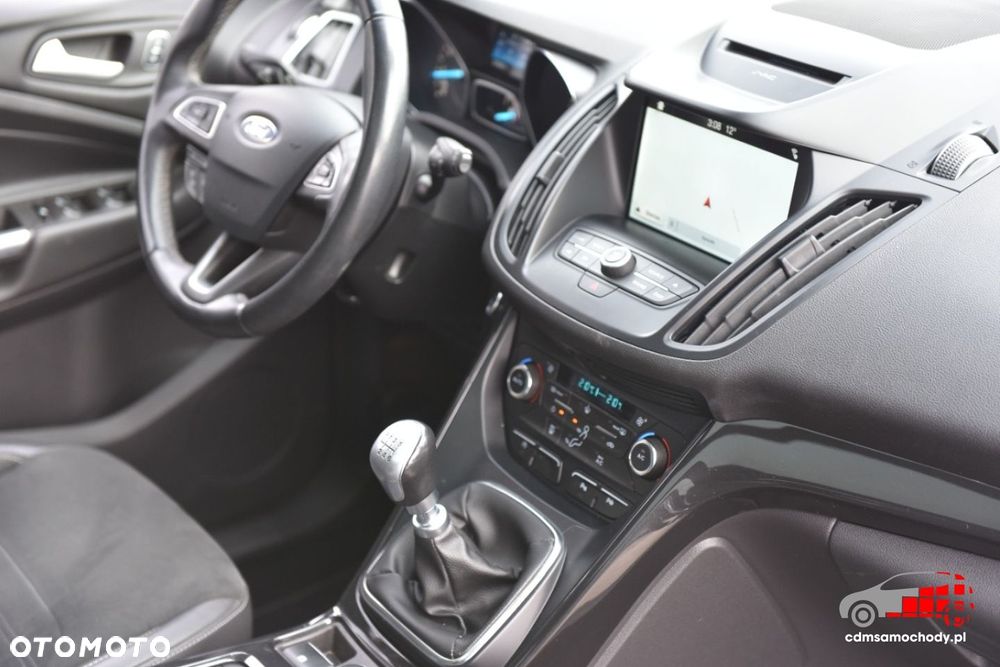 Ford Kuga - 24