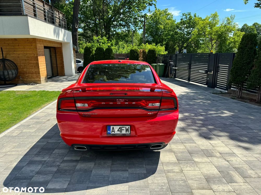 Dodge Charger - 4