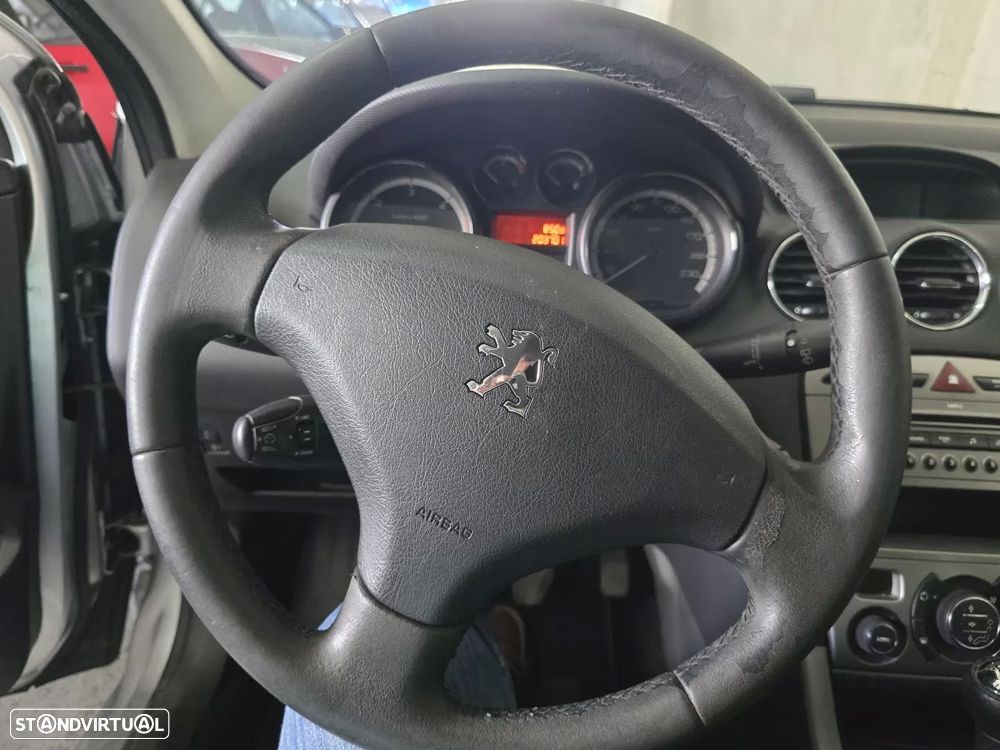 Peugeot 308 1.6 HDi Sport - 16