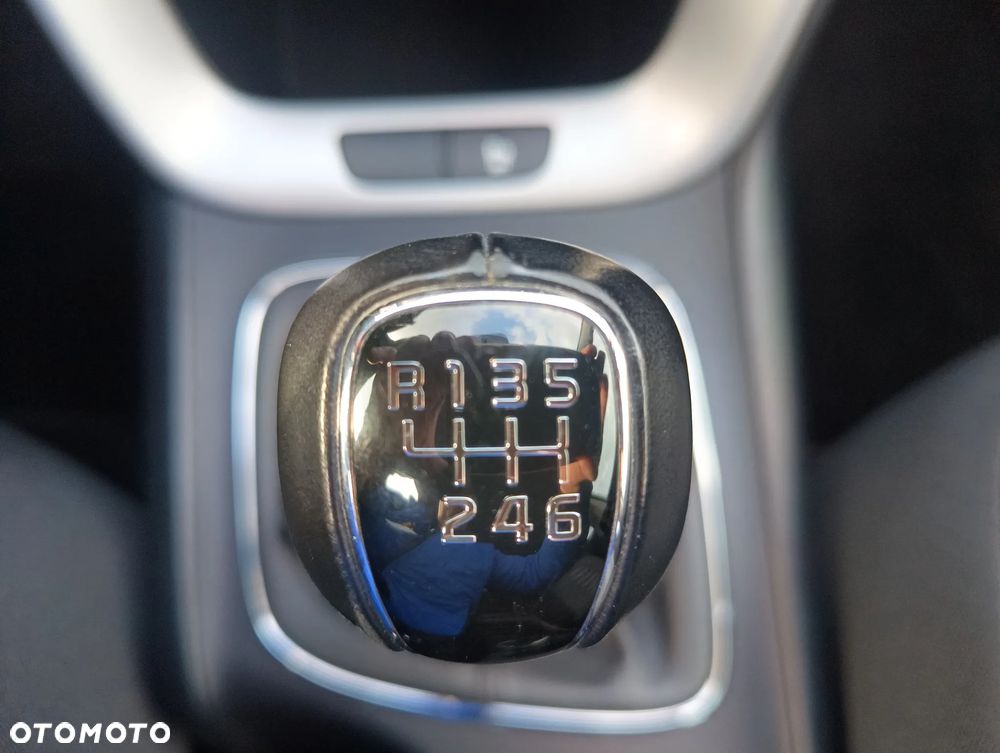 Kia Ceed 1.6 GDI Dream Team Edition - 23