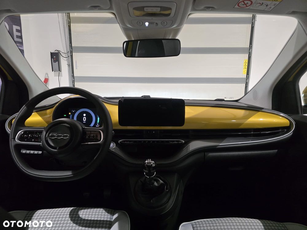 Fiat 500 1.0 Hybrid - 12