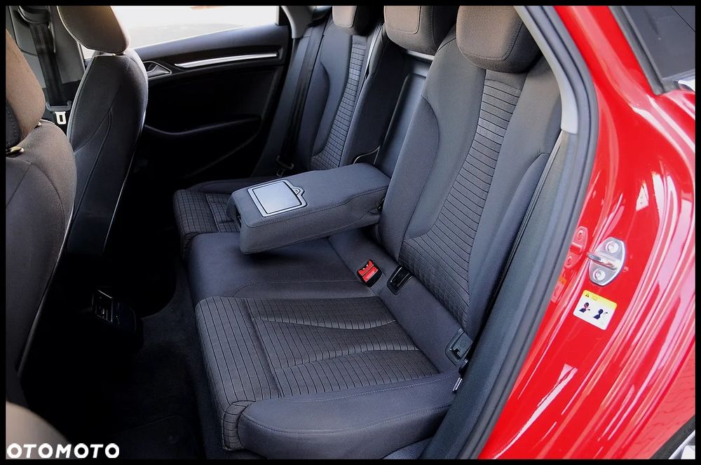 Audi A3 Limousine 35 TDI S tronic S line - 28