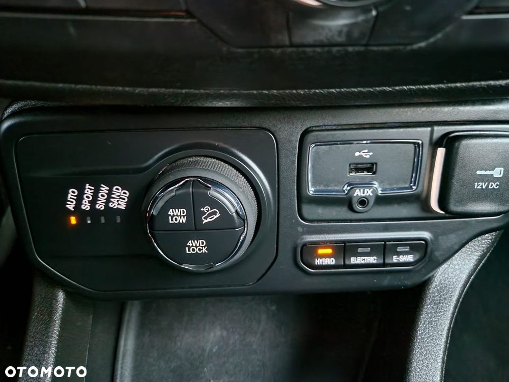 Jeep Renegade - 23