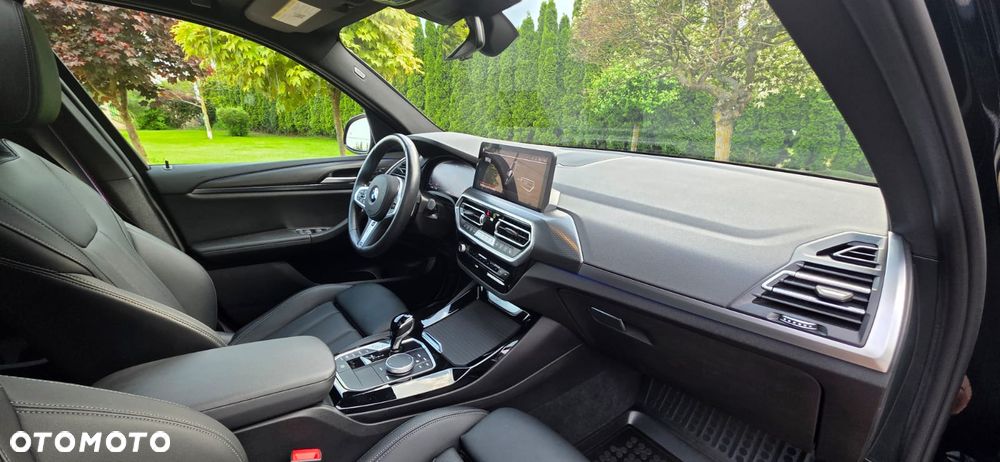 BMW X3 xDrive30i M Sport Edition - 4