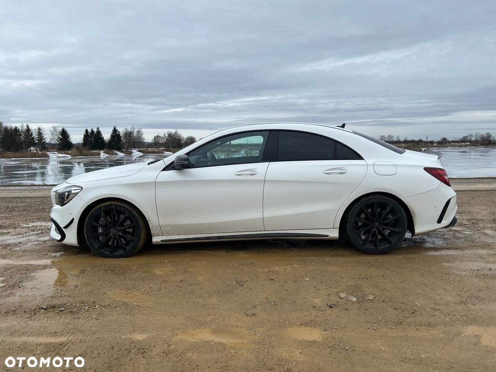 Mercedes-Benz CLA - 2