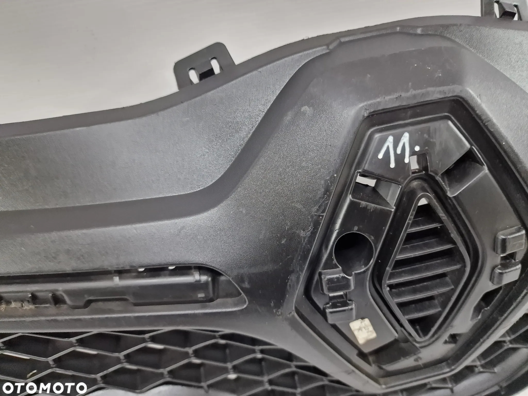 RENAULT TWINGO III 3 14- ATRAPA / GRILL PRZEDNI PRZÓD , NR 622566433R , NR AUKCJI GL11 - 8