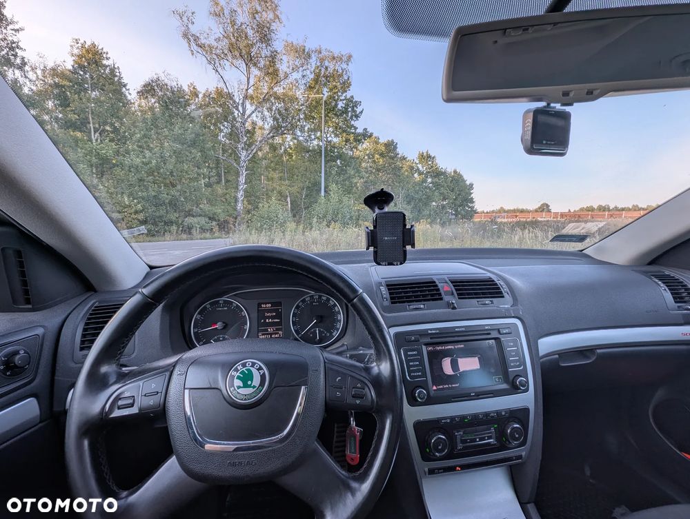 Skoda Octavia 1.8 TSI 4x4 Ambiente - 1