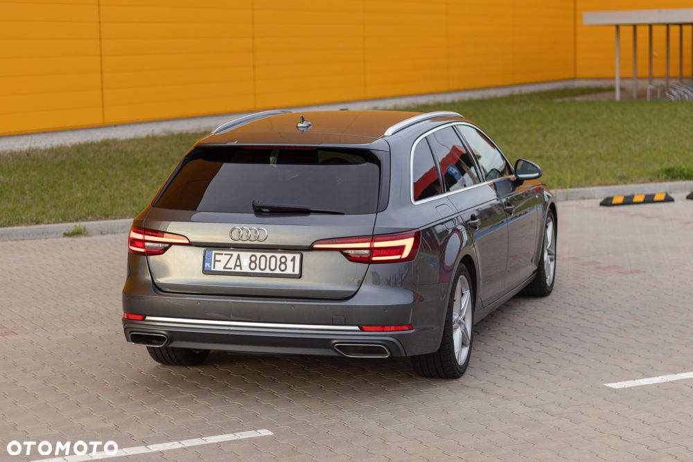 Audi A4 Avant 2.0 TDI S tronic - 2