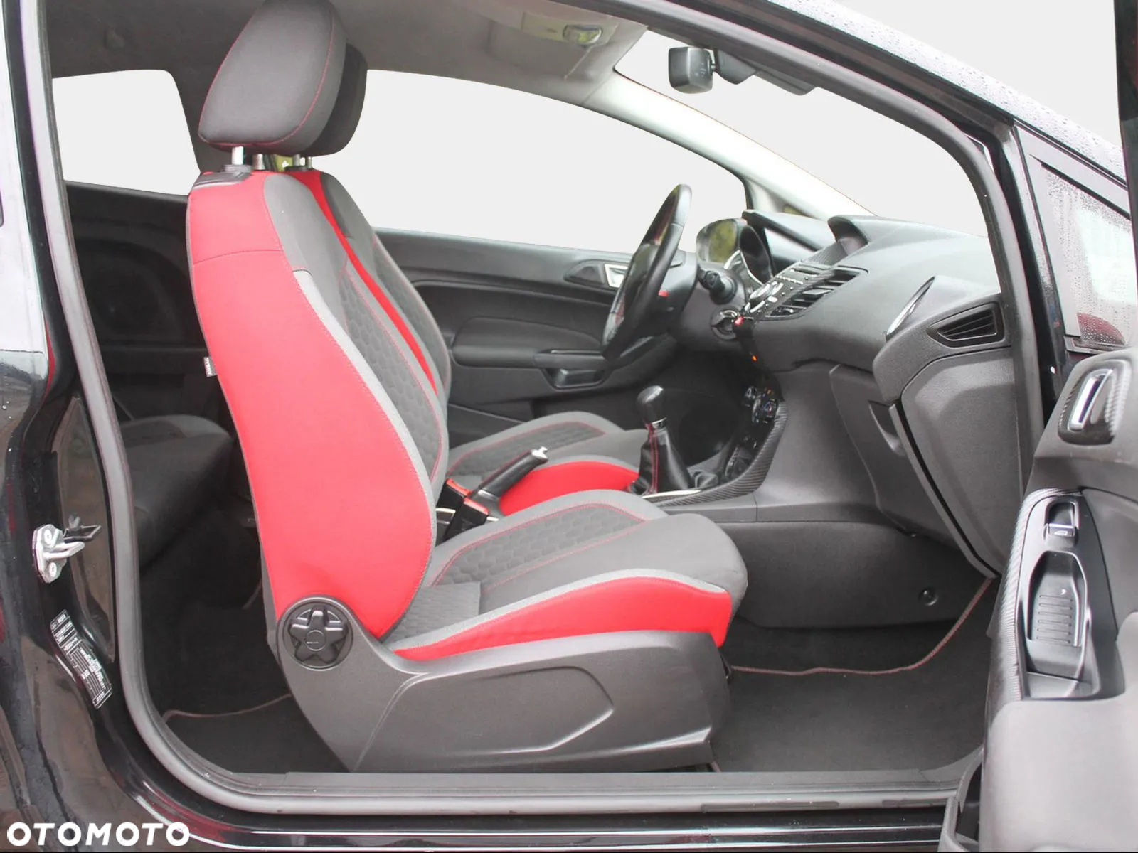 Ford Fiesta 1.0 EcoBoost S&S ST-LINE Red - 7
