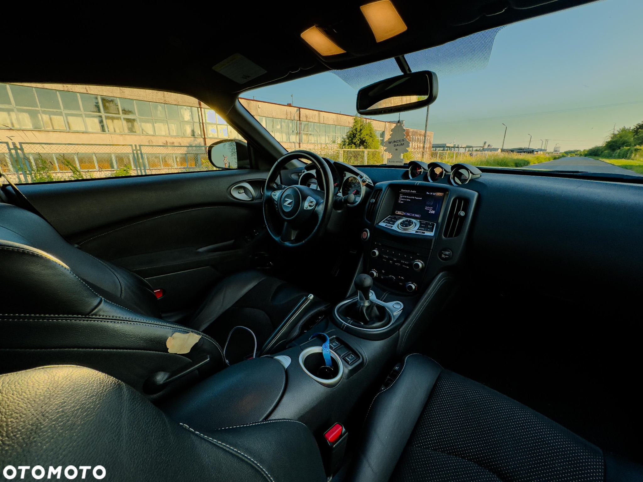 Nissan 370 Z 3.7 V6 - 28
