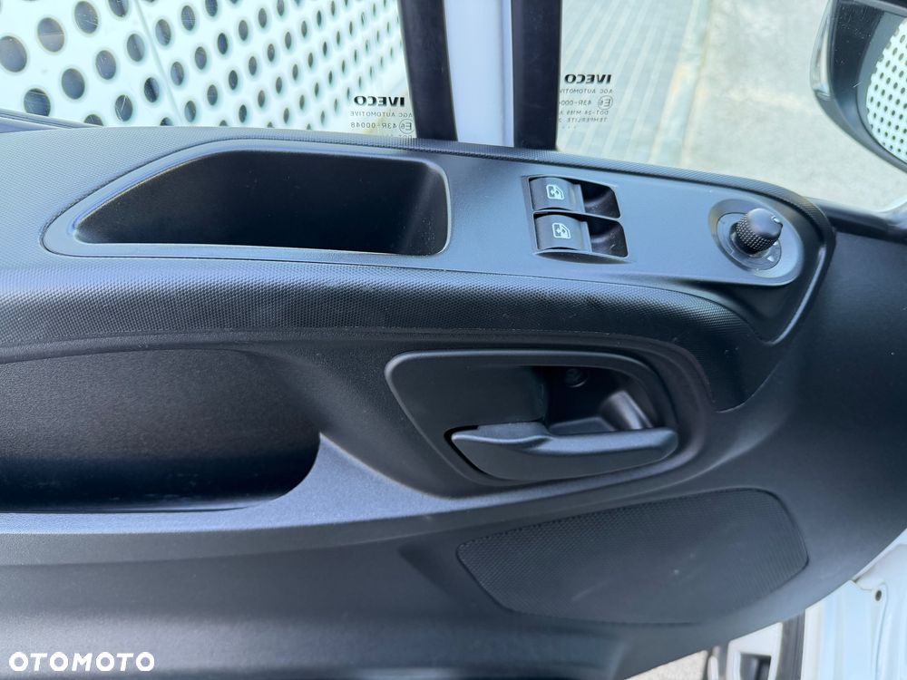 Iveco 35S17 - 31