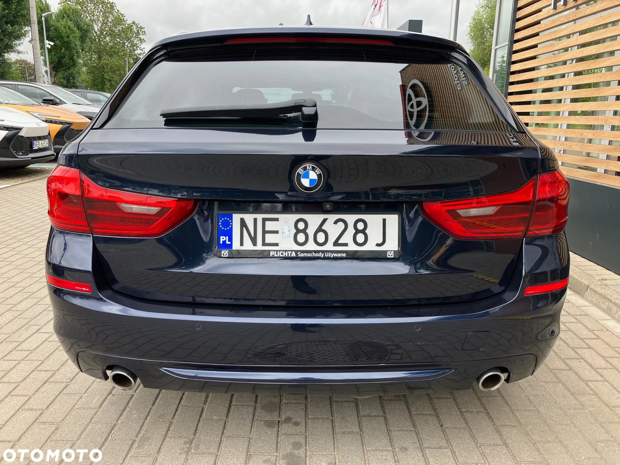BMW Seria 5 520d xDrive Touring - 5