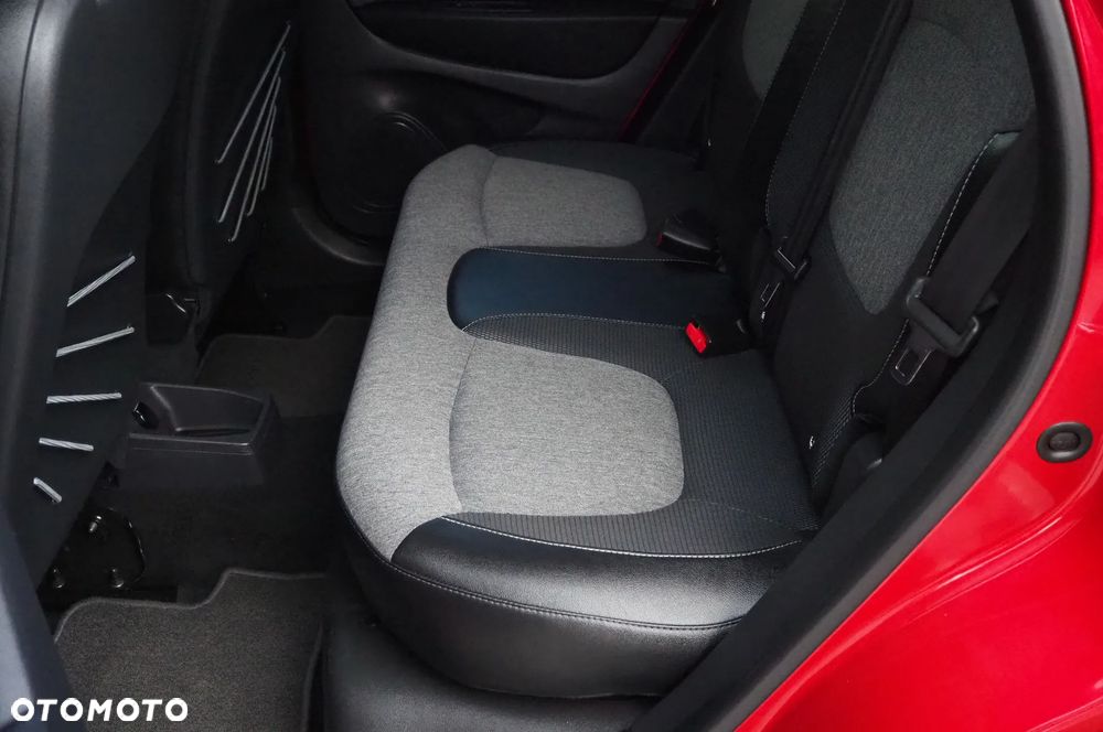 Renault Captur ENERGY TCe 120 Intens - 25
