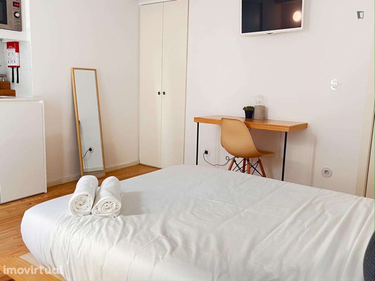 Estúdio - localizado em Alta Universitária Coimbra - Grande imagem: 3/8