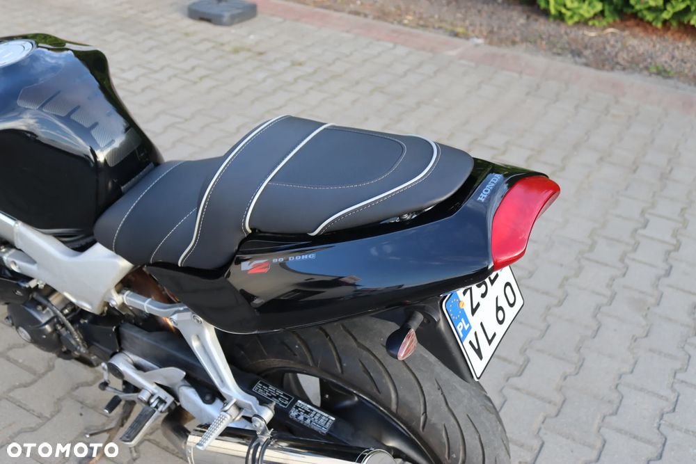 Honda VTR - 24