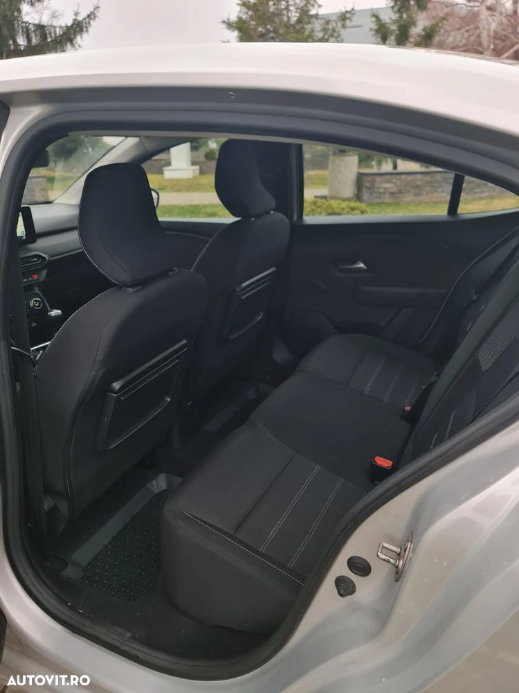 Dacia Logan TCe 90 MT6 Comfort - 24