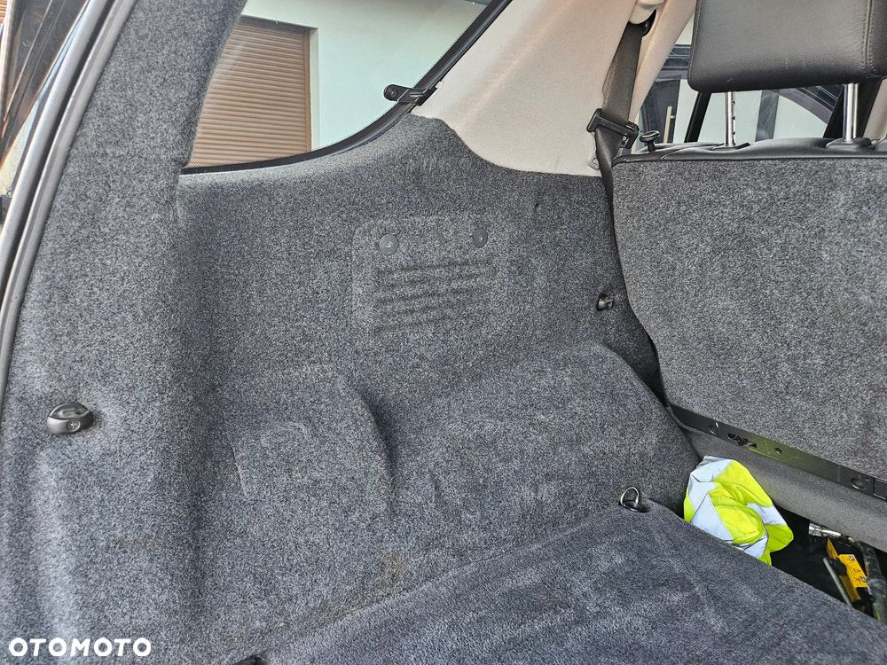 Mercedes-Benz ML - 28