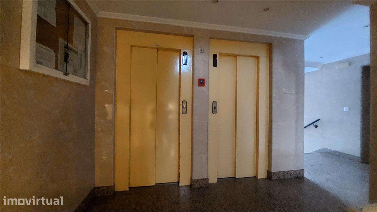 Apartamento em Alenquer, Carregado - Grande imagem: 2/25