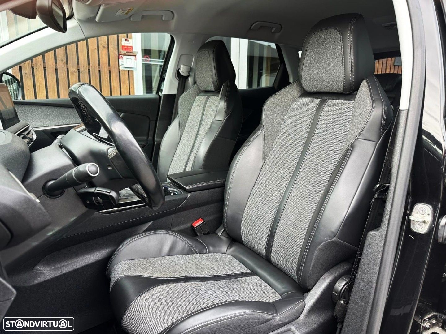 Peugeot 3008 1.5 BlueHDi Allure - 32