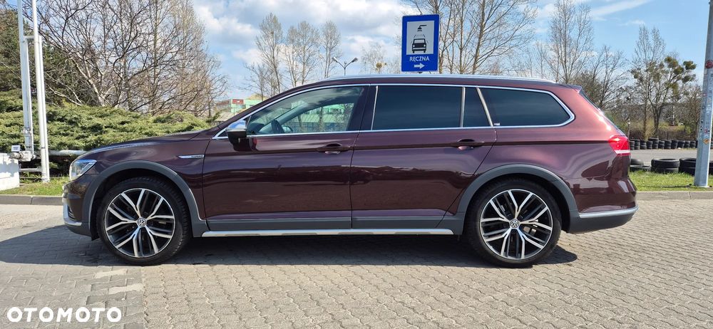 Volkswagen Passat - 4