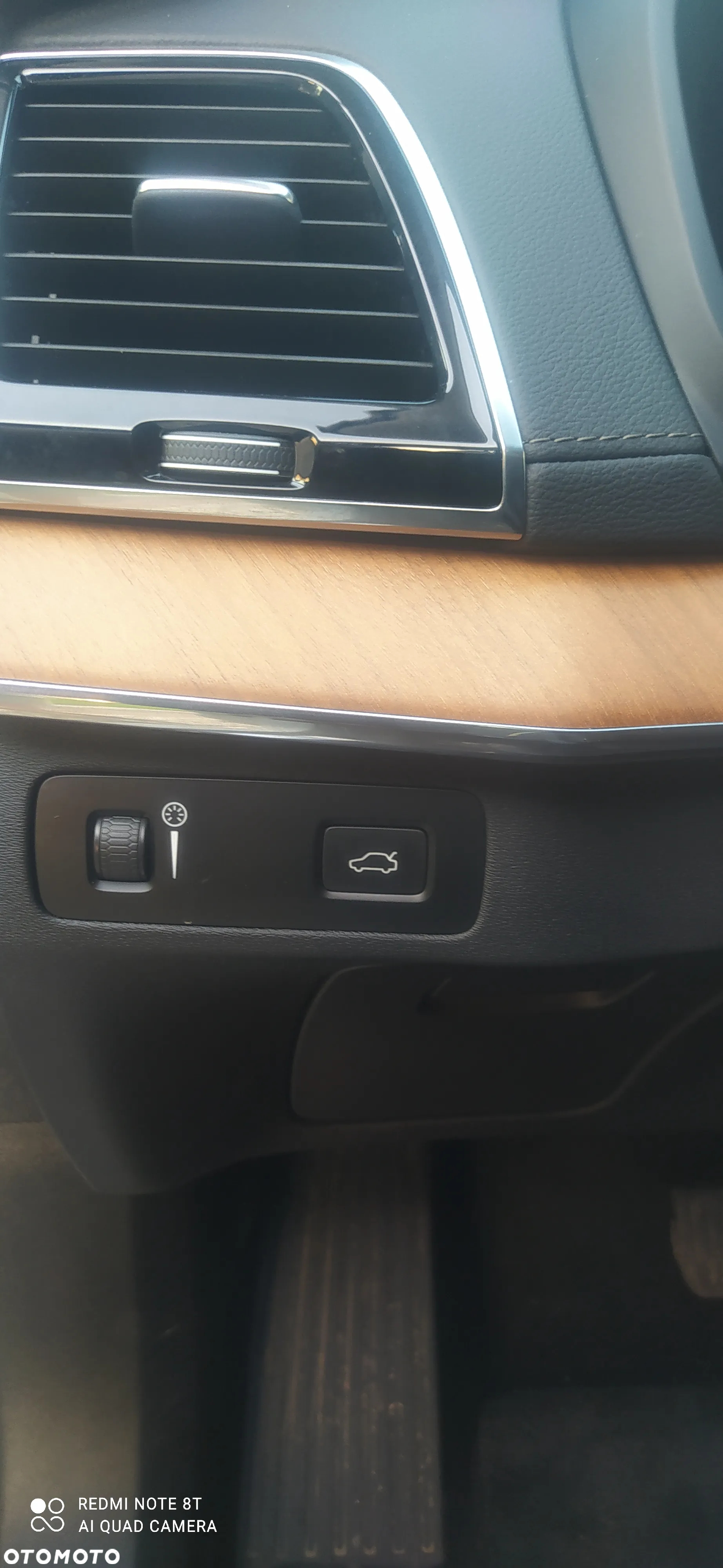 Volvo XC 90 D5 AWD Geartronic Inscription - 12