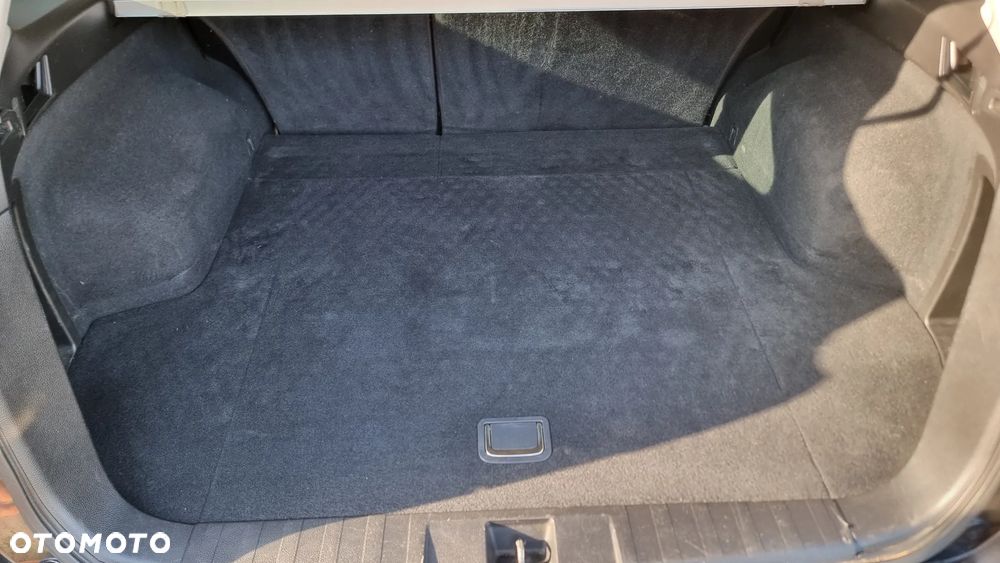 Subaru Outback 2.0 D Comfort AT - 31