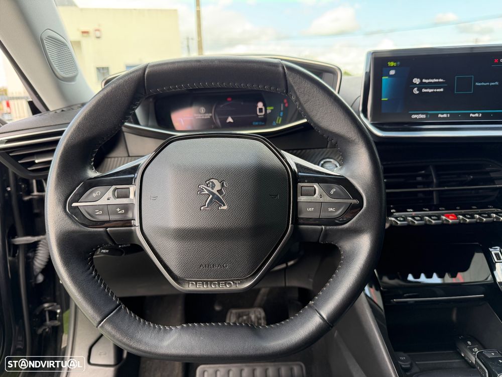 Peugeot e-2008 50 kWh Allure Pack - 13
