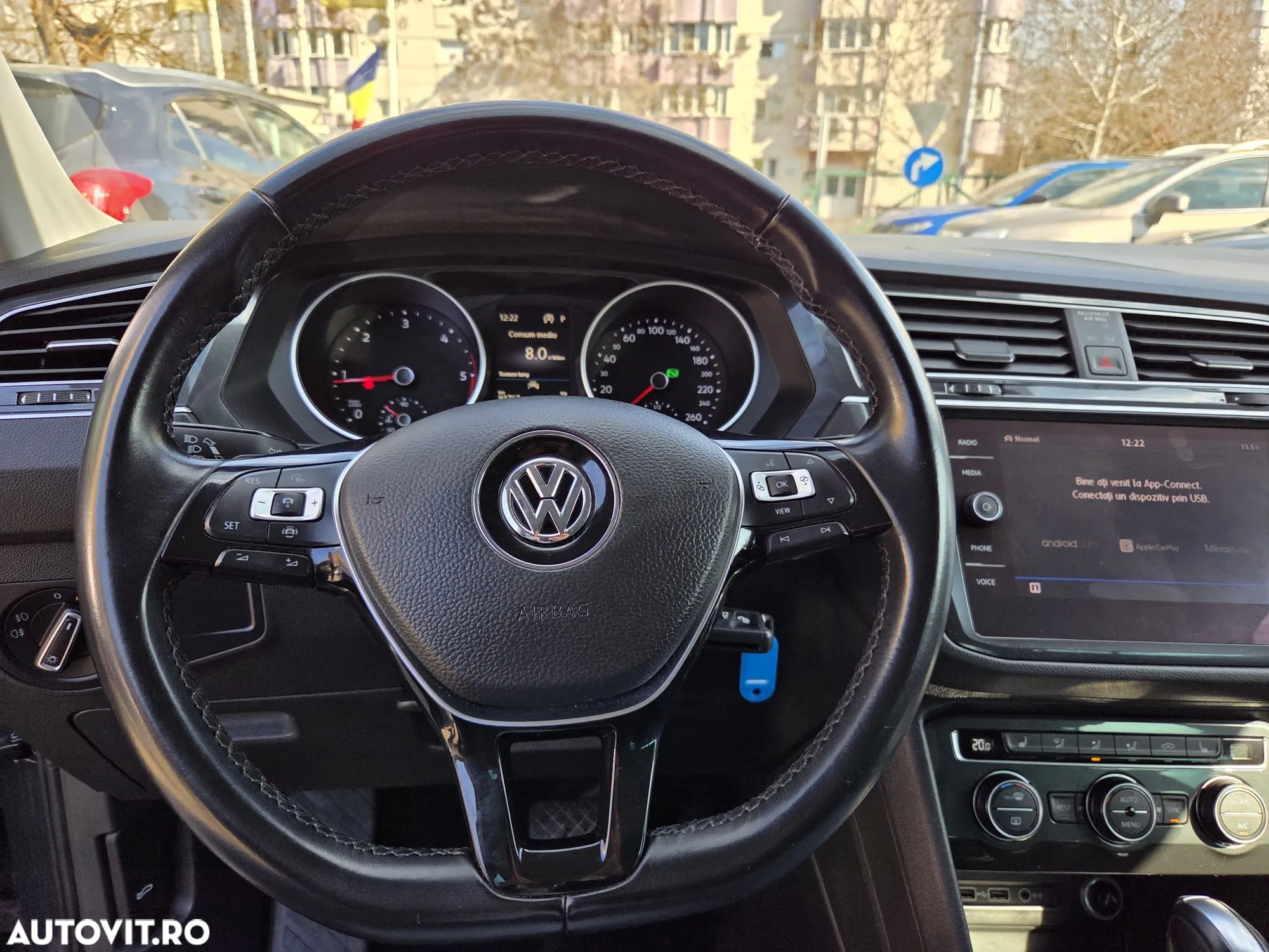 Volkswagen Tiguan 2.0 TDI 4Mot DSG Comfortline - 10