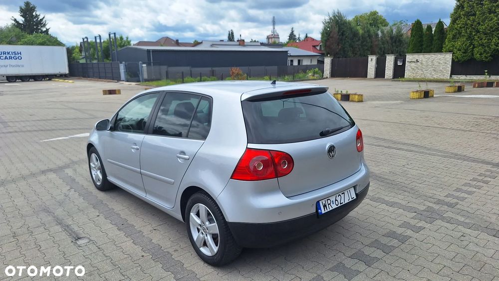 Volkswagen Golf 1.6 Trendline - 4
