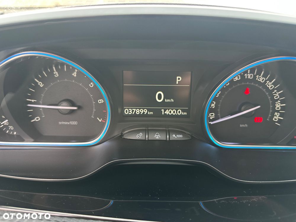 Peugeot 2008 PureTech 110 Stop&Start EAT6 Crossway - 26