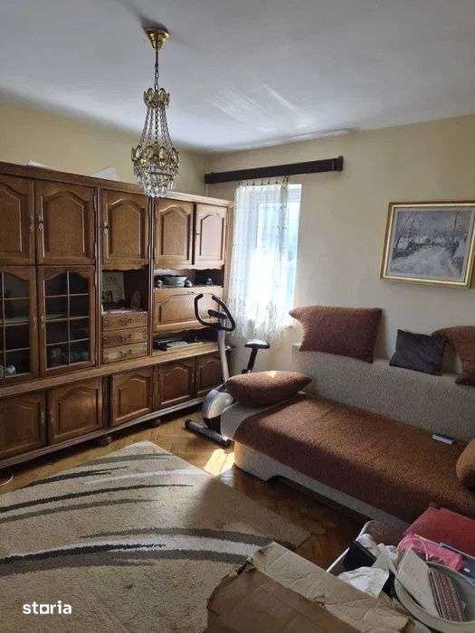 Apartament 3 camere decomandate, 66 mp, etaj intermediar, zona McDonal — fotografia 3