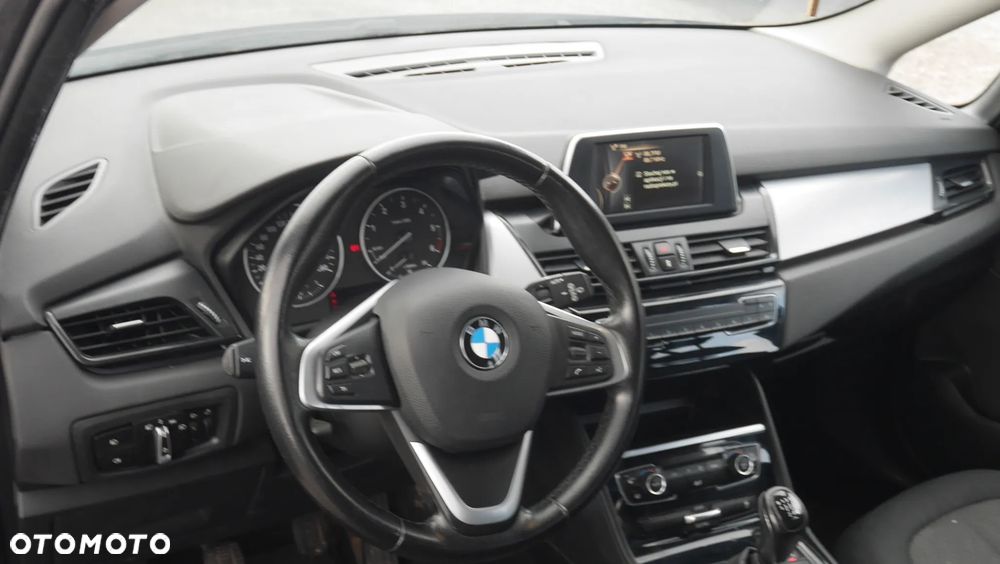 BMW Seria 2 218d GT - 9