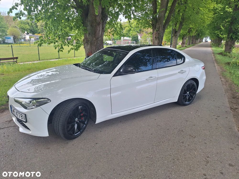 Alfa Romeo Giulia 2.0 Turbo TI Q4 - 3