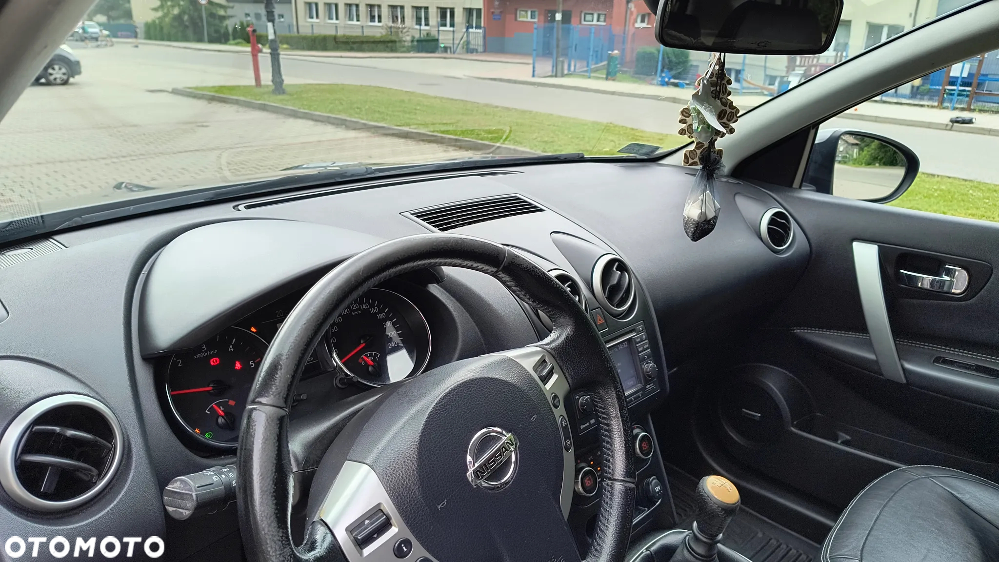 Nissan Qashqai 1.5 dCi Visia - 18