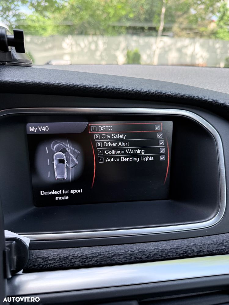 Volvo V40 D2 Aut. Summum - 16
