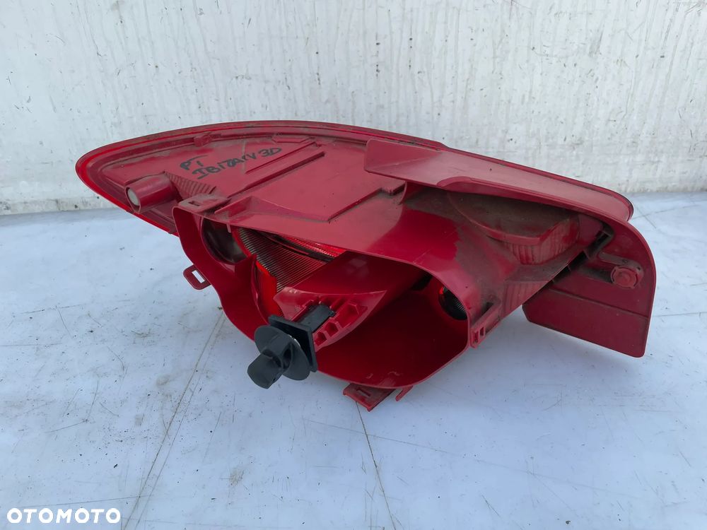 LAMPA PRAWY TYŁ SEAT IBIZA IV 3D 6J3945096D - 6