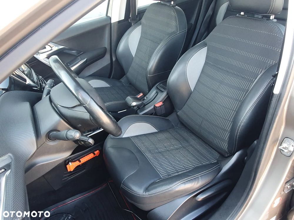 Peugeot 2008 - 25