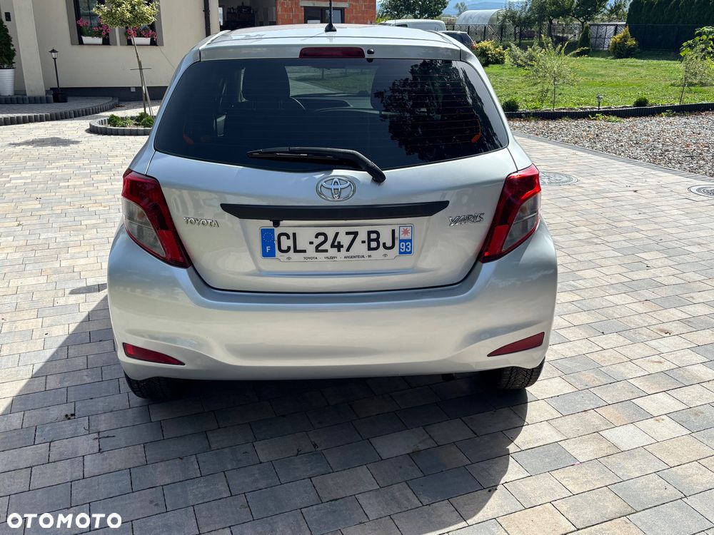 Toyota Yaris 1.4 D-4D Comfort - 9