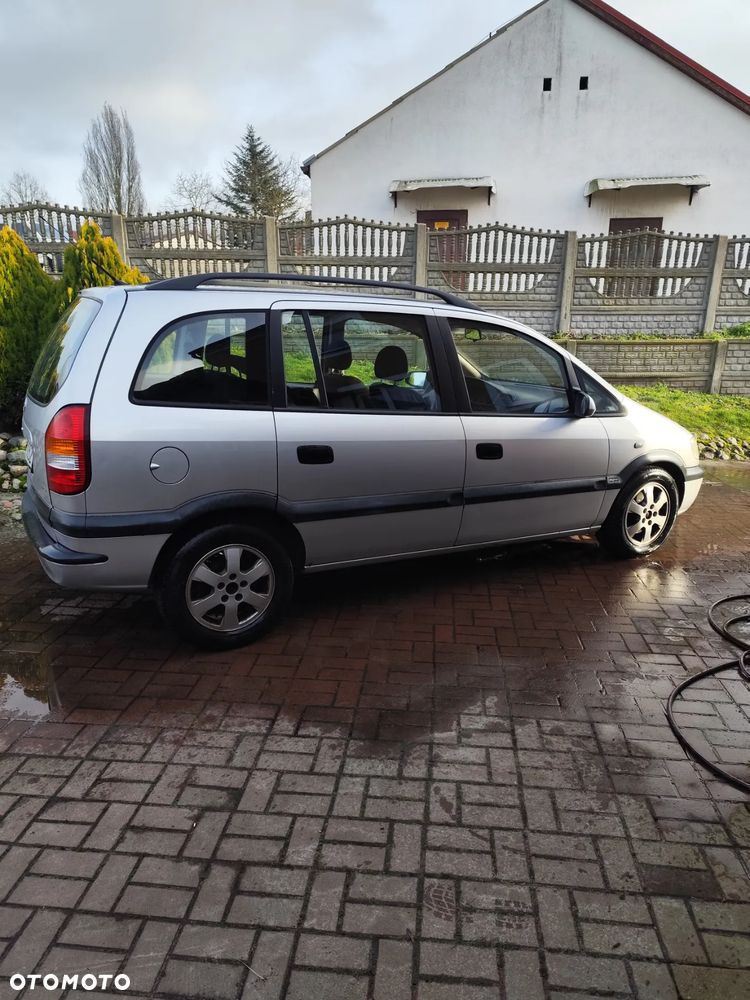 Opel Zafira 2.0 DTI Elegance - 3
